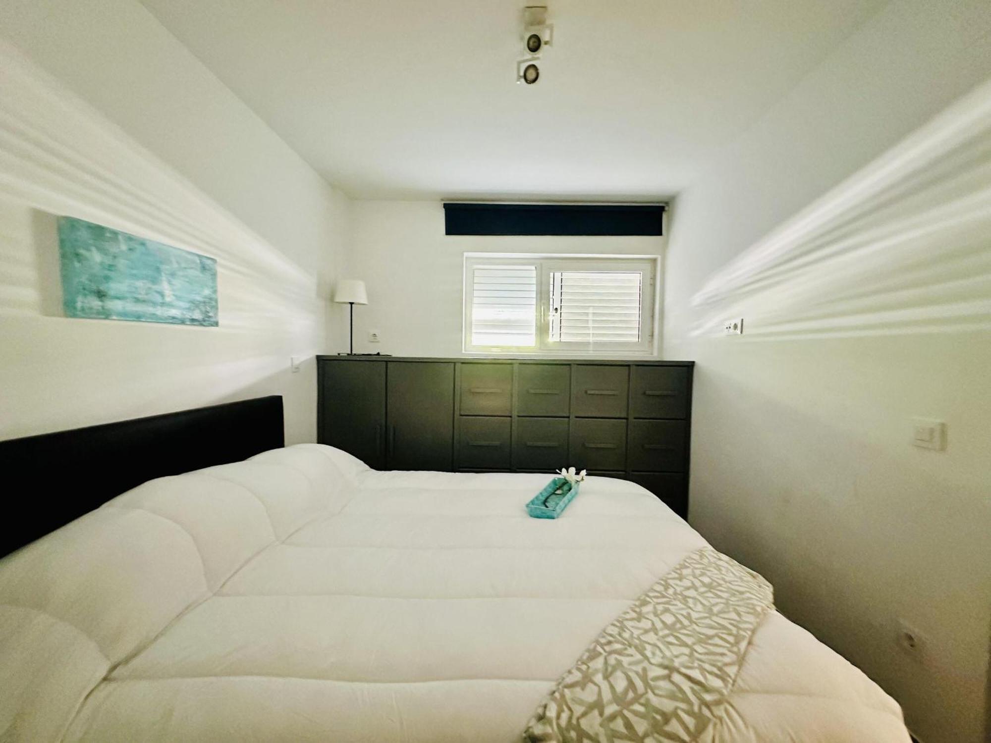 3327 Res. Almadraba Platja 6 Bx 2, Gran Jardin En Residencia Privada Y Tranquila, Acceso Directo A La Playa Almadraba. - Es-258-22 Roses